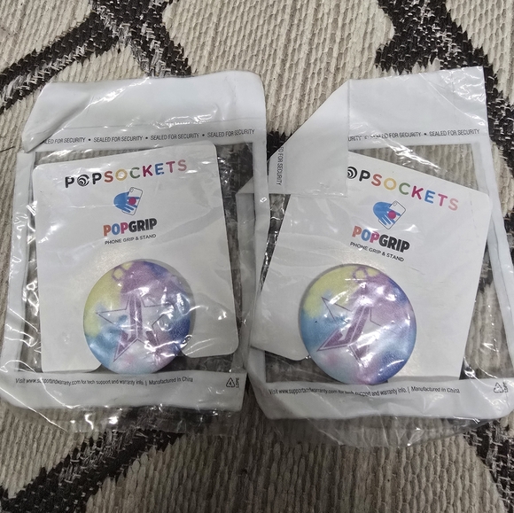 NIB 2x pcs JEFFREE STAR POPSOCKET LIMITED EDITION - Picture 2 of 7